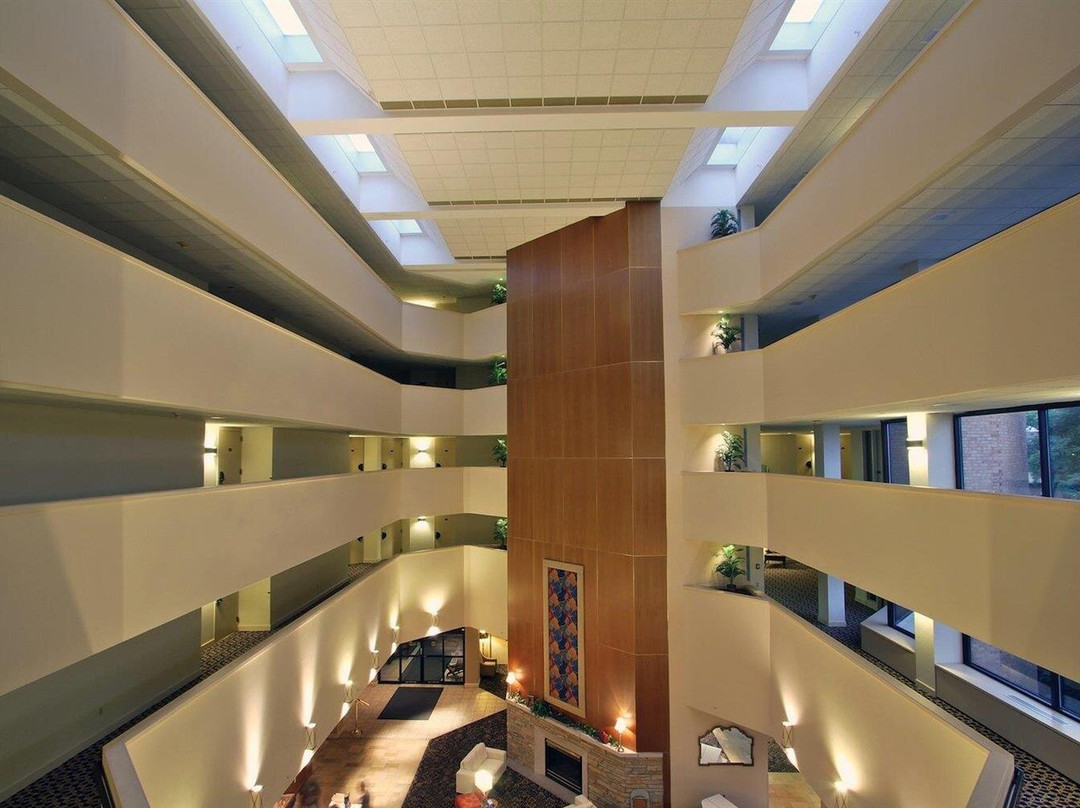 Nekoosa酒店住宿-Hotel Mead Resorts & Conventions Center