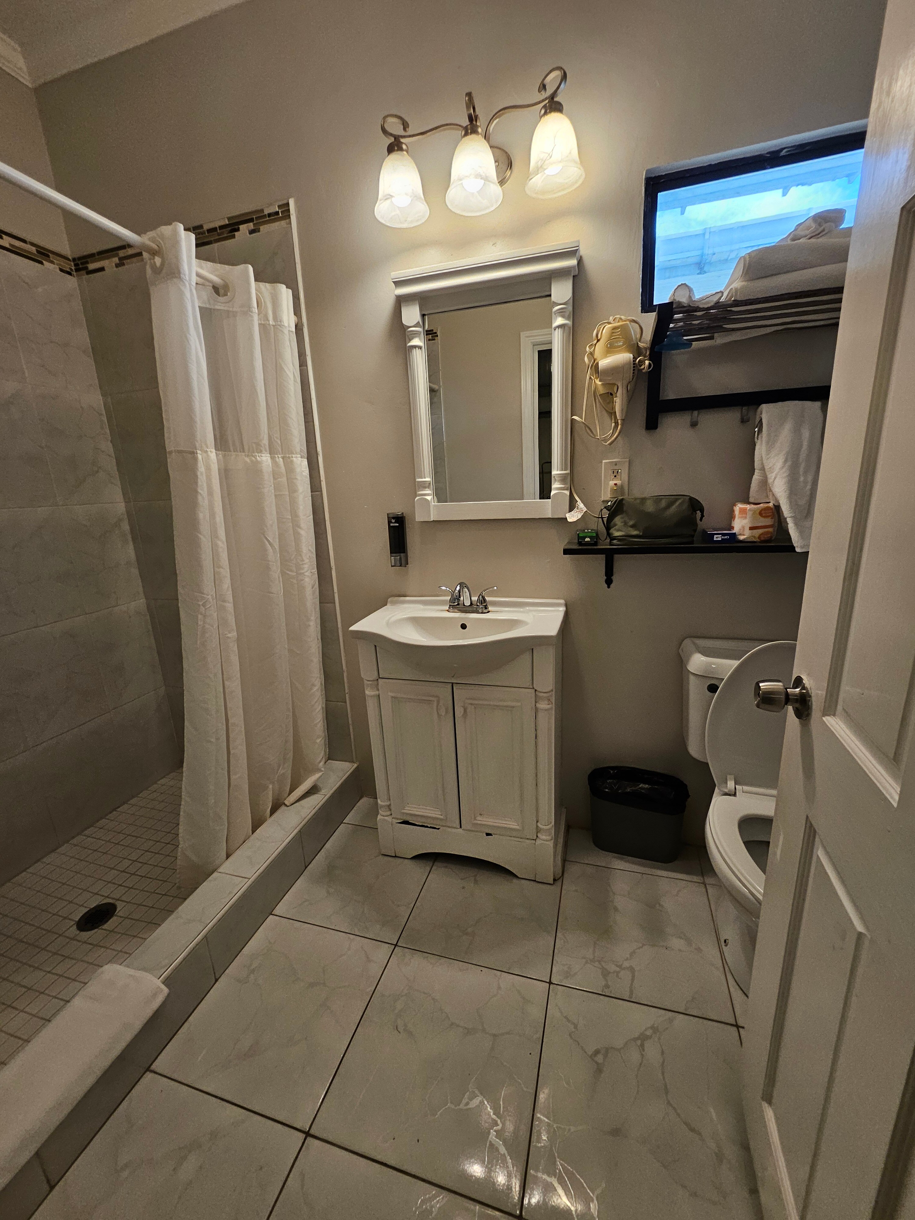 The Eldorado Inn-浴室