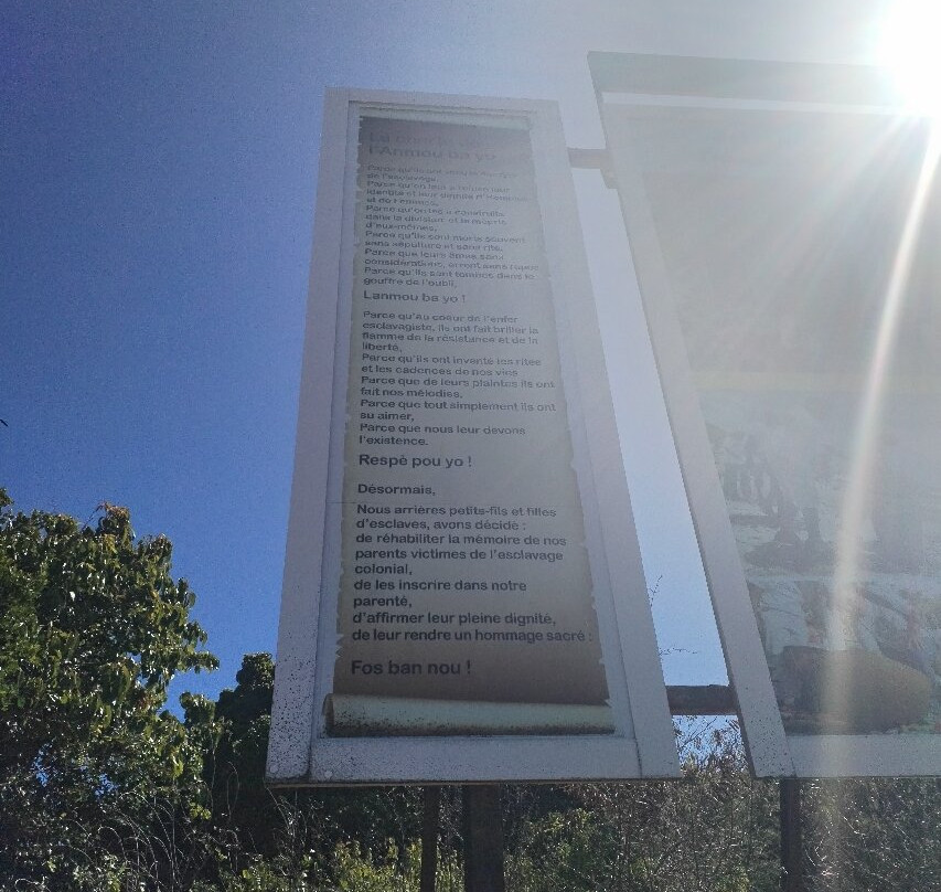 Le Cimetière d’Esclave de Sainte-Marguerite-Le Moule必去景点