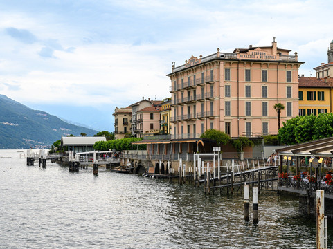 Bellagio (lake Como) city game: the alternative itinerary