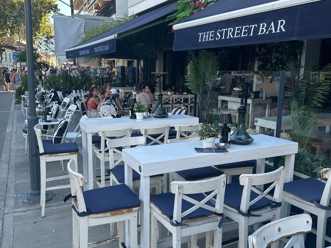 The Street Bar-Nidri必去景点