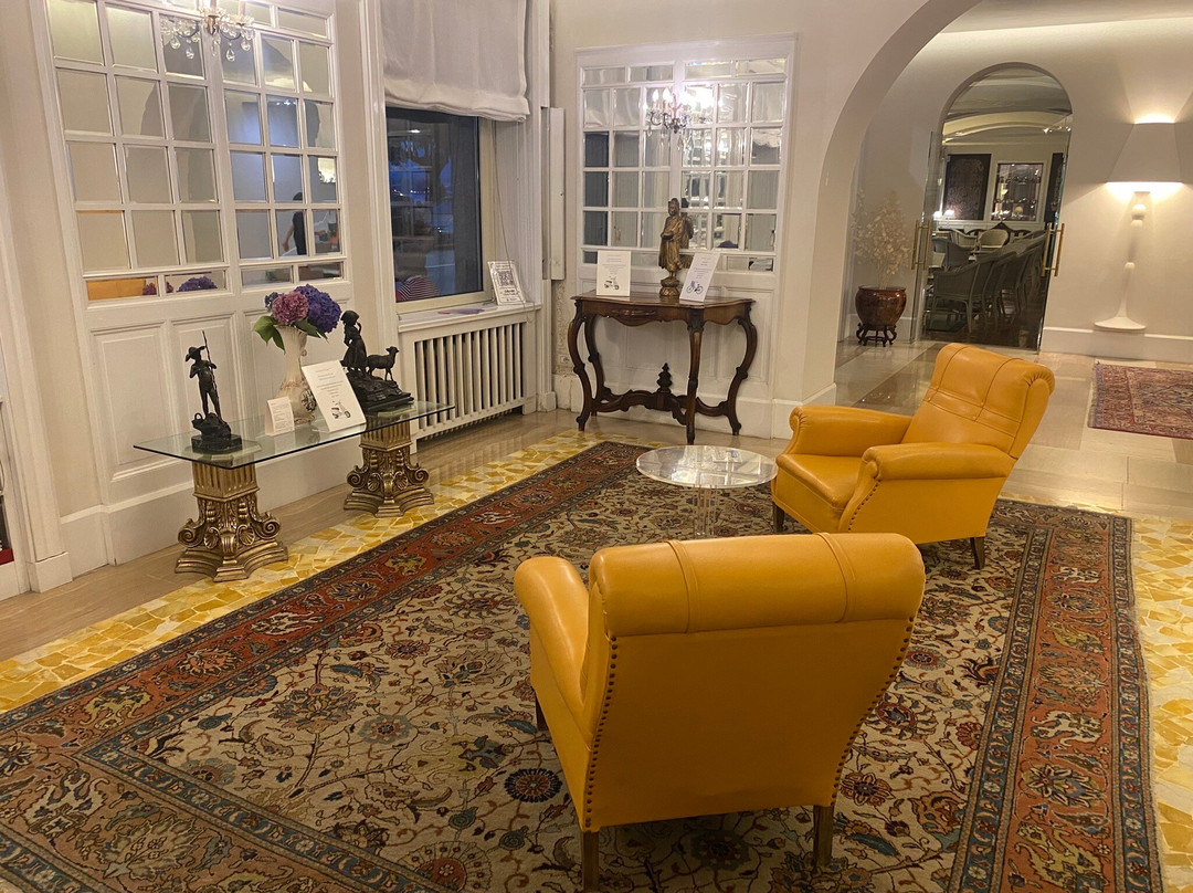 玻利瓦吉酒店主图