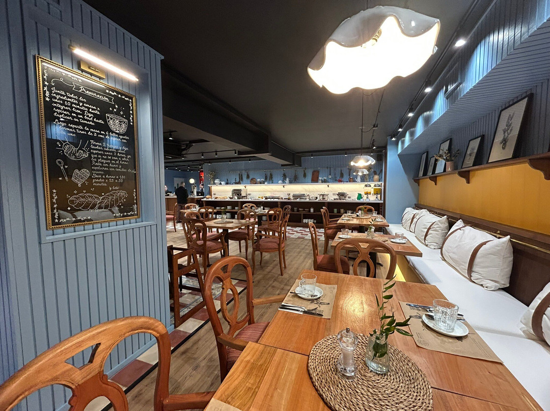 Hotel Puerta Del Sur主图