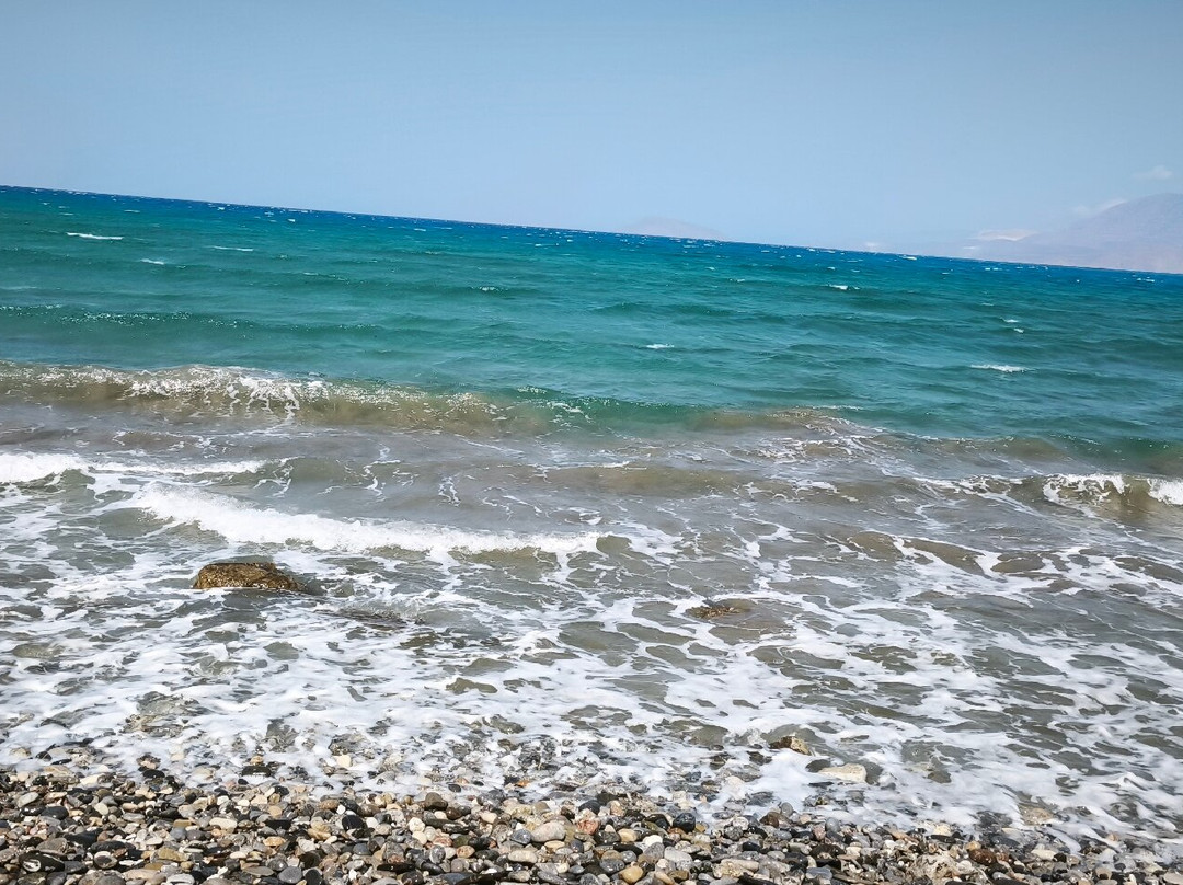 Karavostási Beach-Istron必去景点