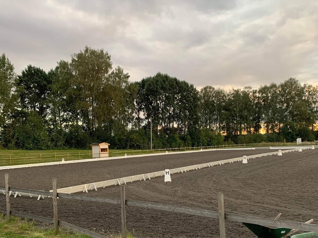 Atlungstad Riding Center-Ottestad必去景点