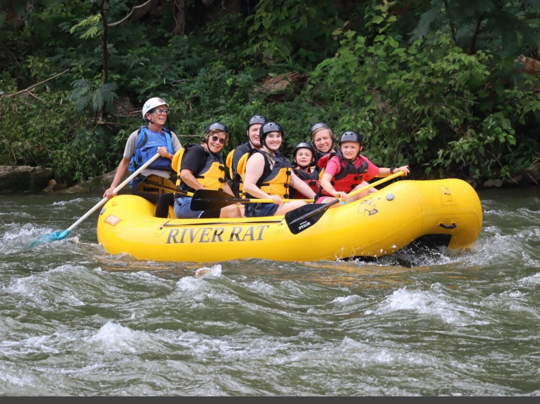 River Rat Whitewater Rafting-Hartford必去景点