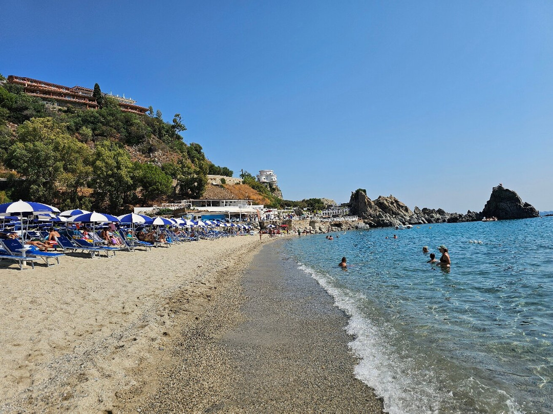 Spiaggia di Pietragrande-Montauro必去景点
