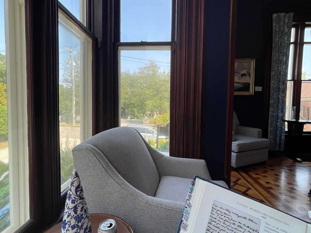 Captain’s Mansion主图