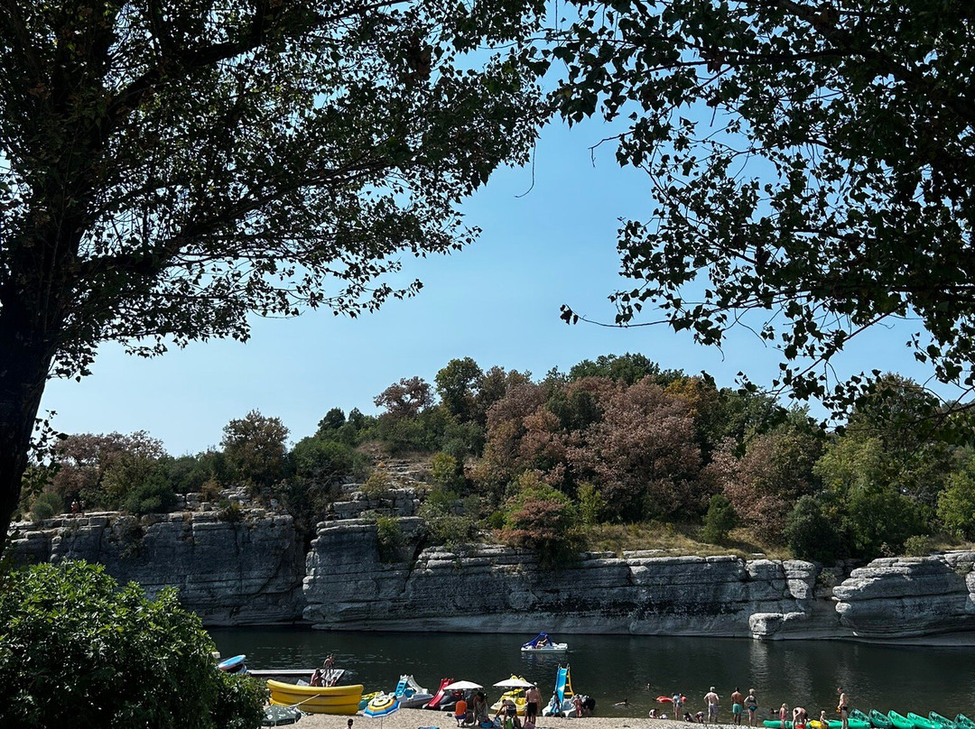 Isla Cool Douce-Chauzon必去景点