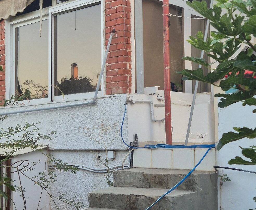 瓦萨洛拉斯酒店主图