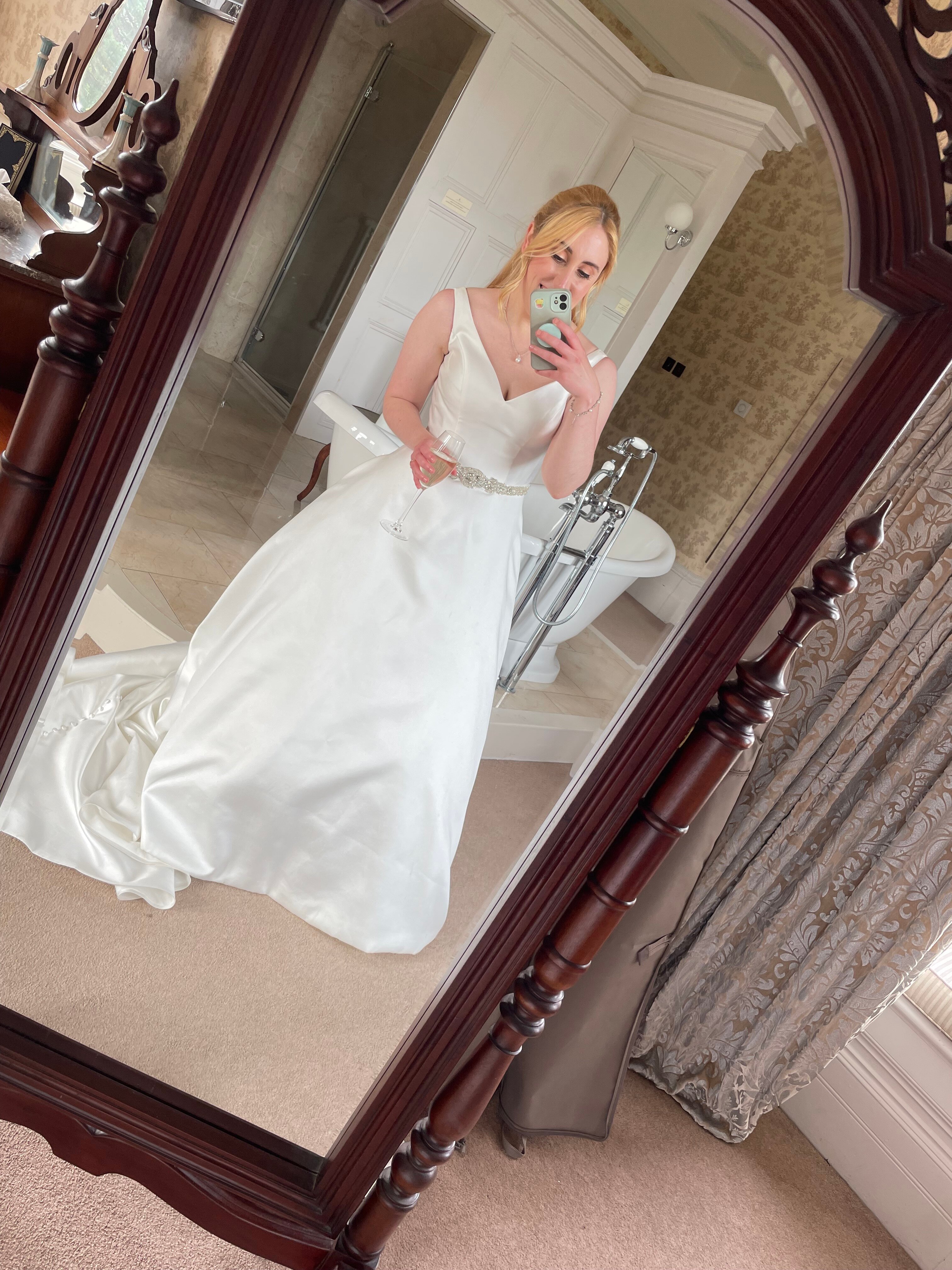 Rossington Hall-官方