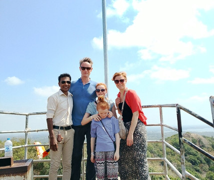 Blue Ceylon Ride And Tours-阿努拉德普勒圣城必去景点