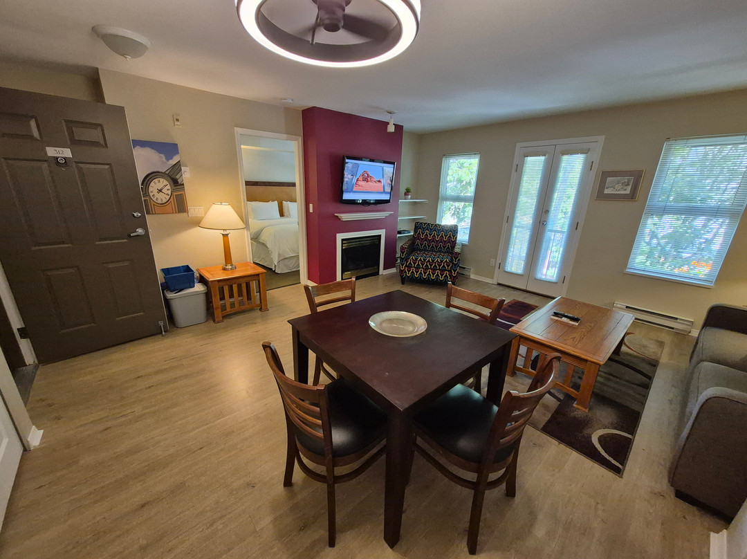 时代广场套房酒店主图