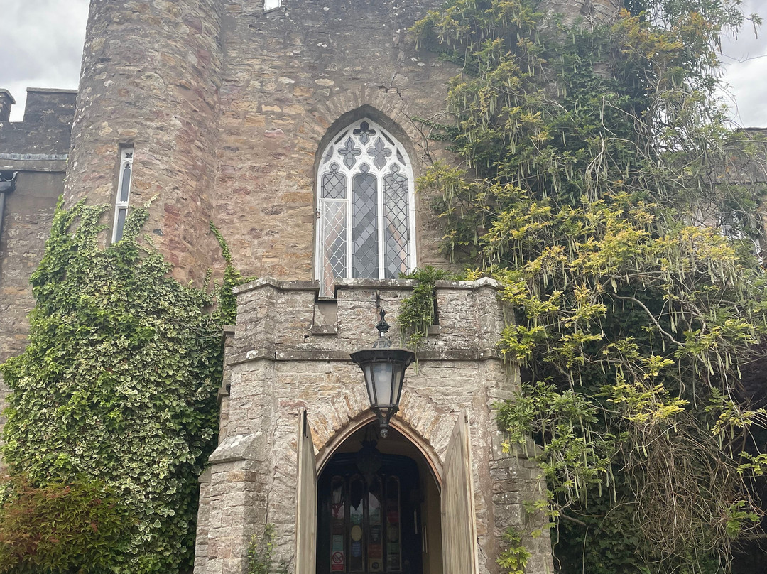 奥吉尔城堡民宿主图