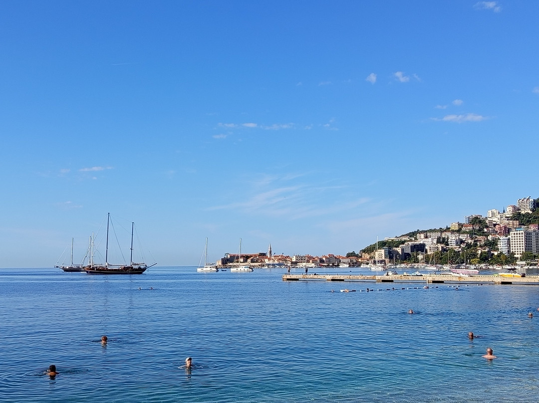 Aleksander Hotel主图