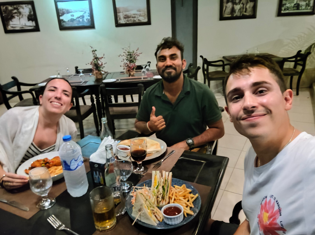 Aash Travels-Polgahawela必去景点