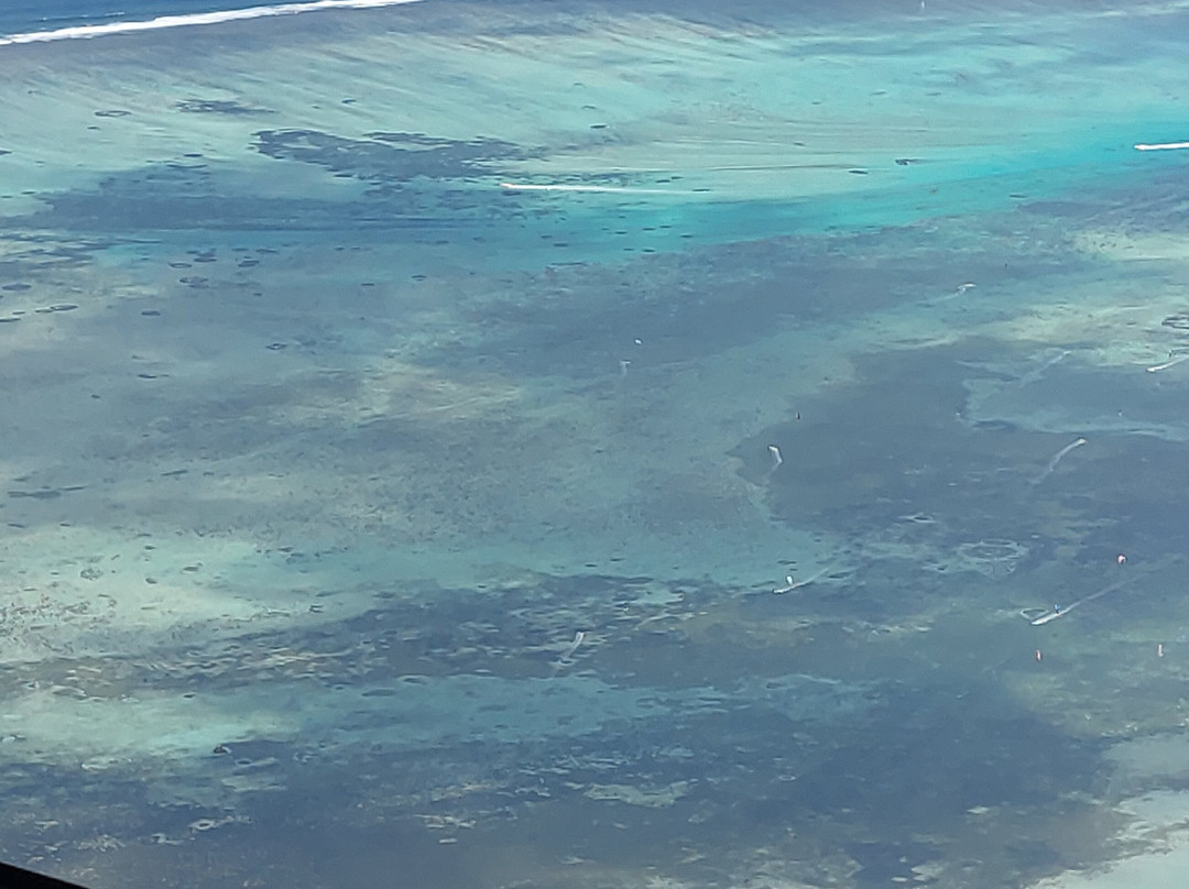 Corail Helicopteres-Triolet必去景点