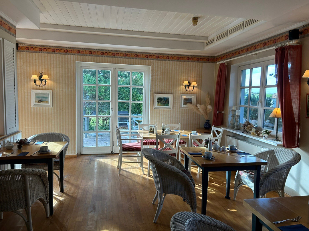 Ostseehotel Haus Antje主图