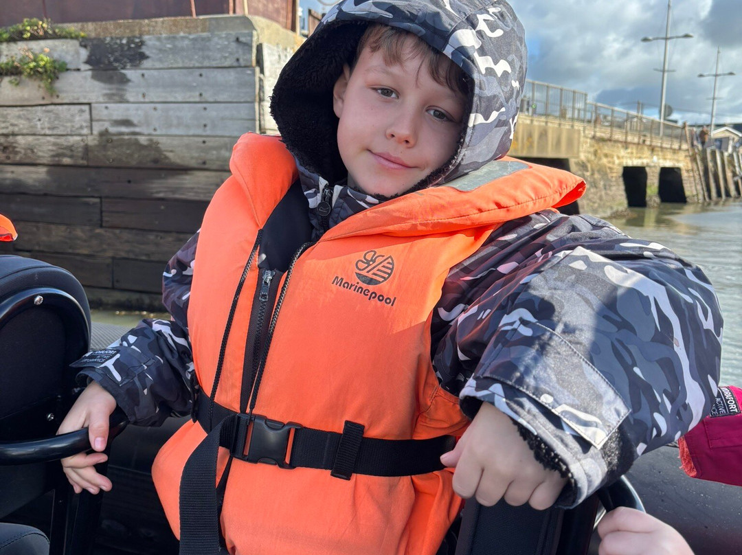 Lyme Bay Rib Charter-West Bay必去景点