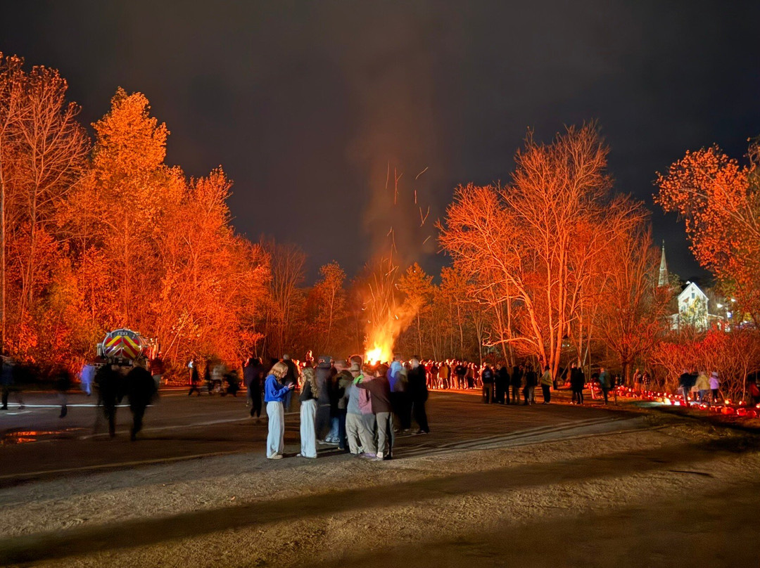 Riverwalk Covered Bridge-Littleton必去景点