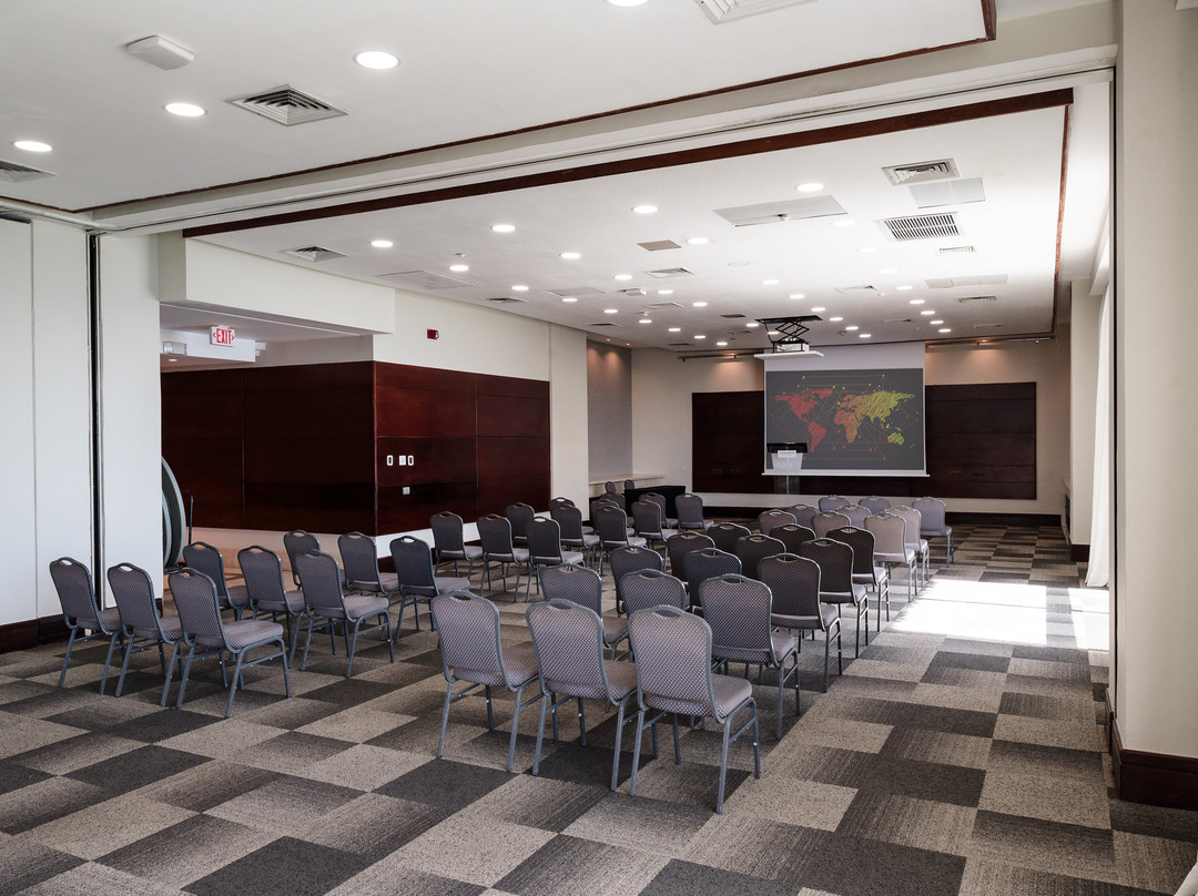 圣多明各加泰罗尼亚酒店主图