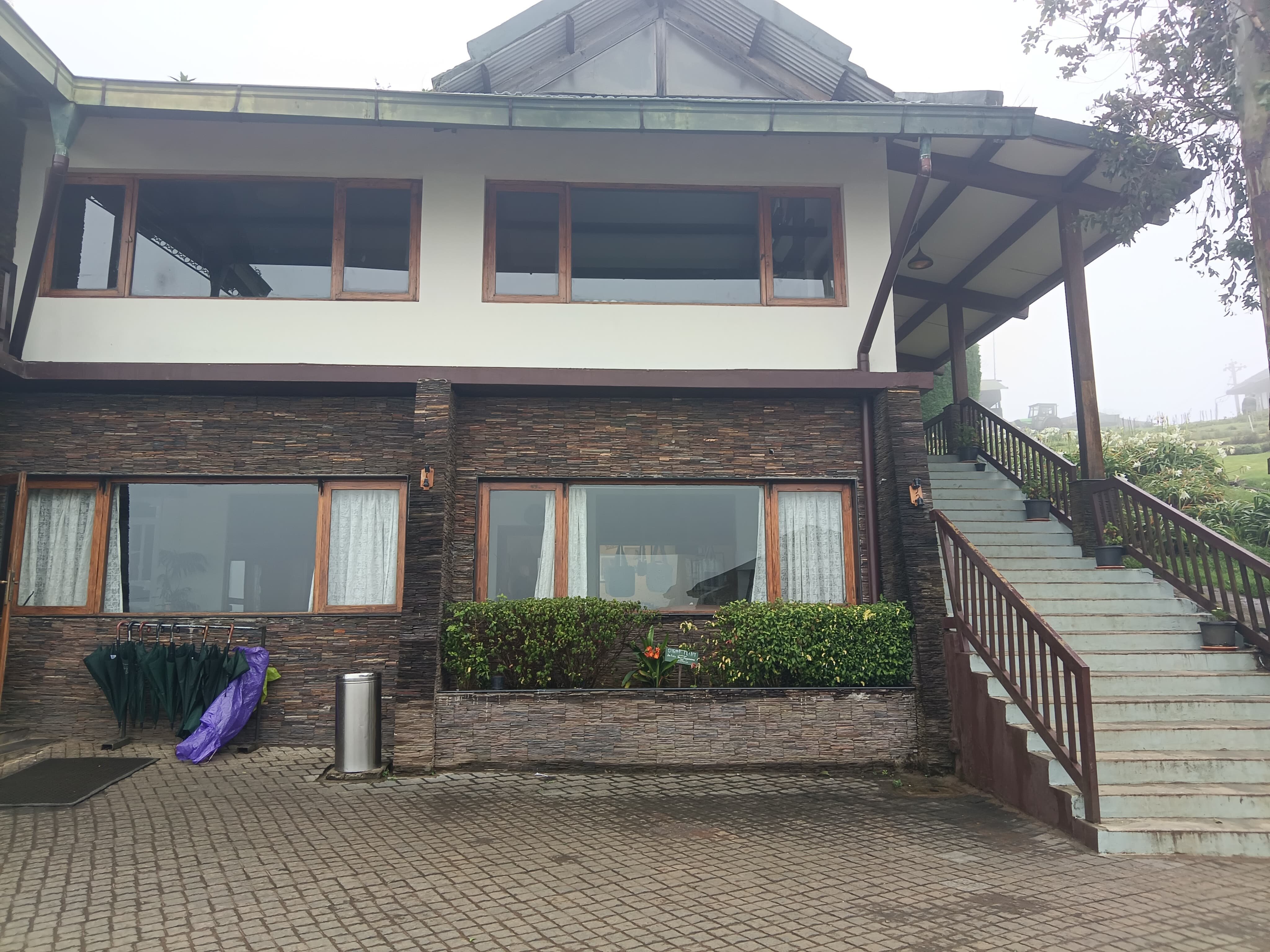 德斯蒂尼农场酒店-官方