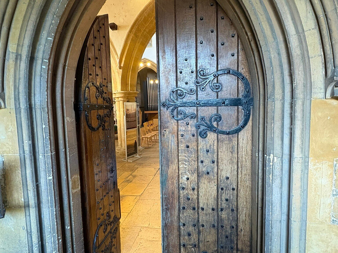 圣爱德华教堂-山地斯托必去景点