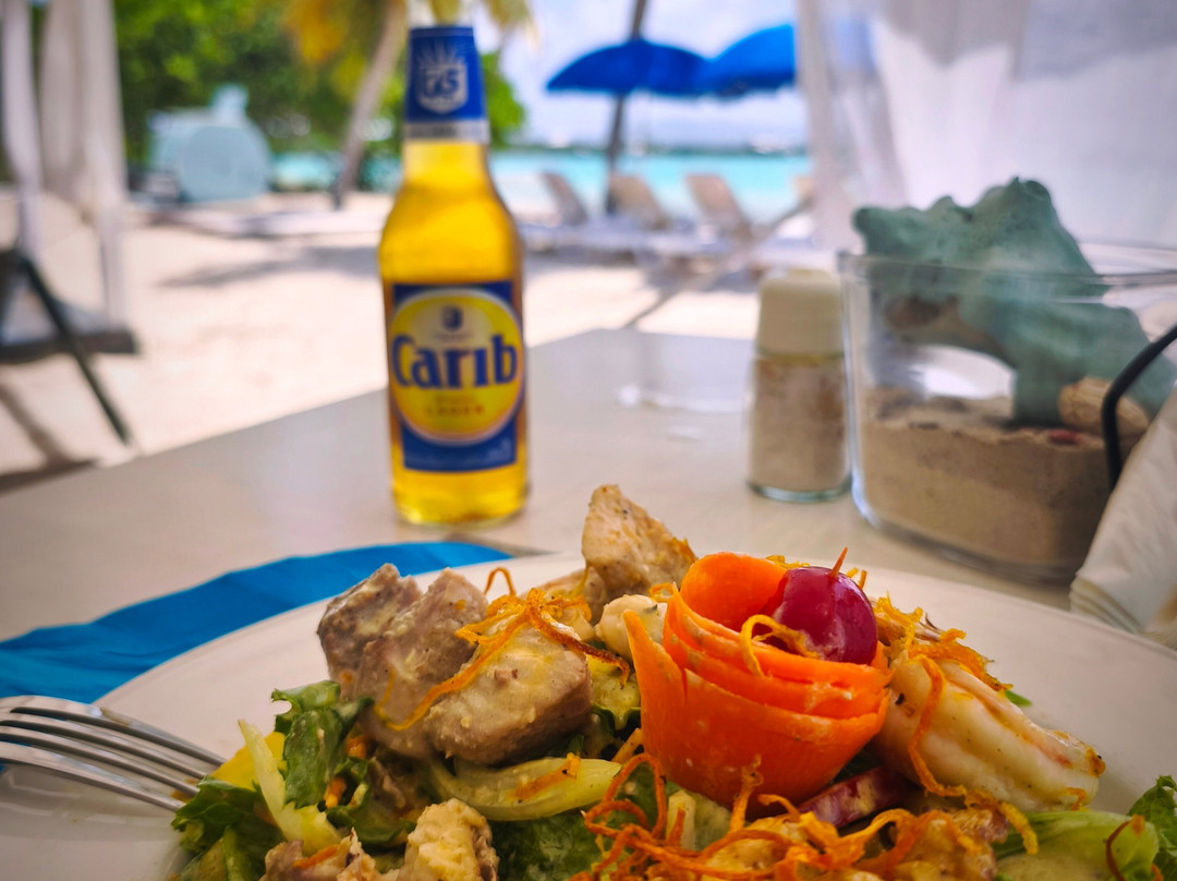 Rendezvous By Tasty's Beach Club