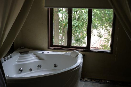 苏梅岛水疗度假村主图