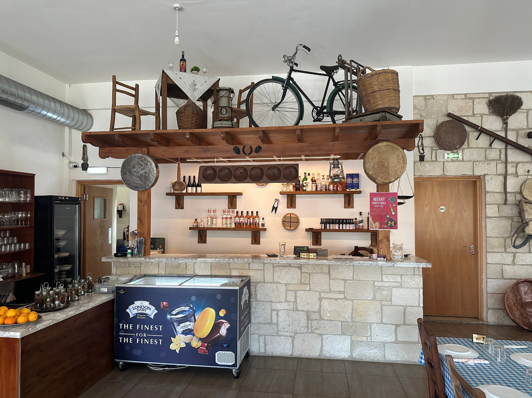 The Square Of Anogyra Tavern