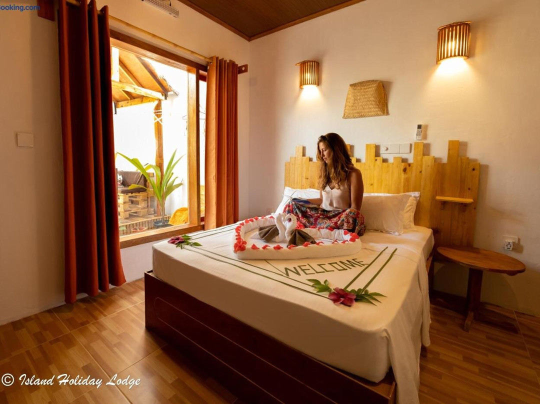 Island Holiday Lodge