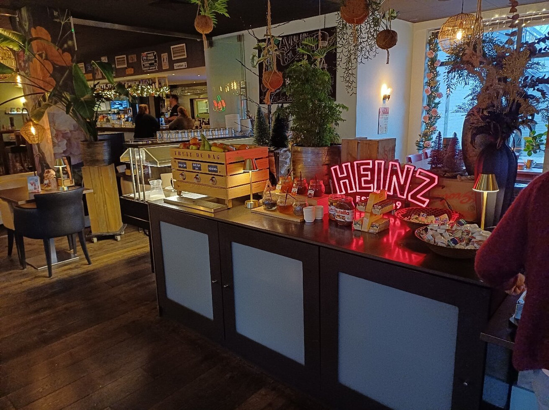 阿诺努餐厅酒店主图