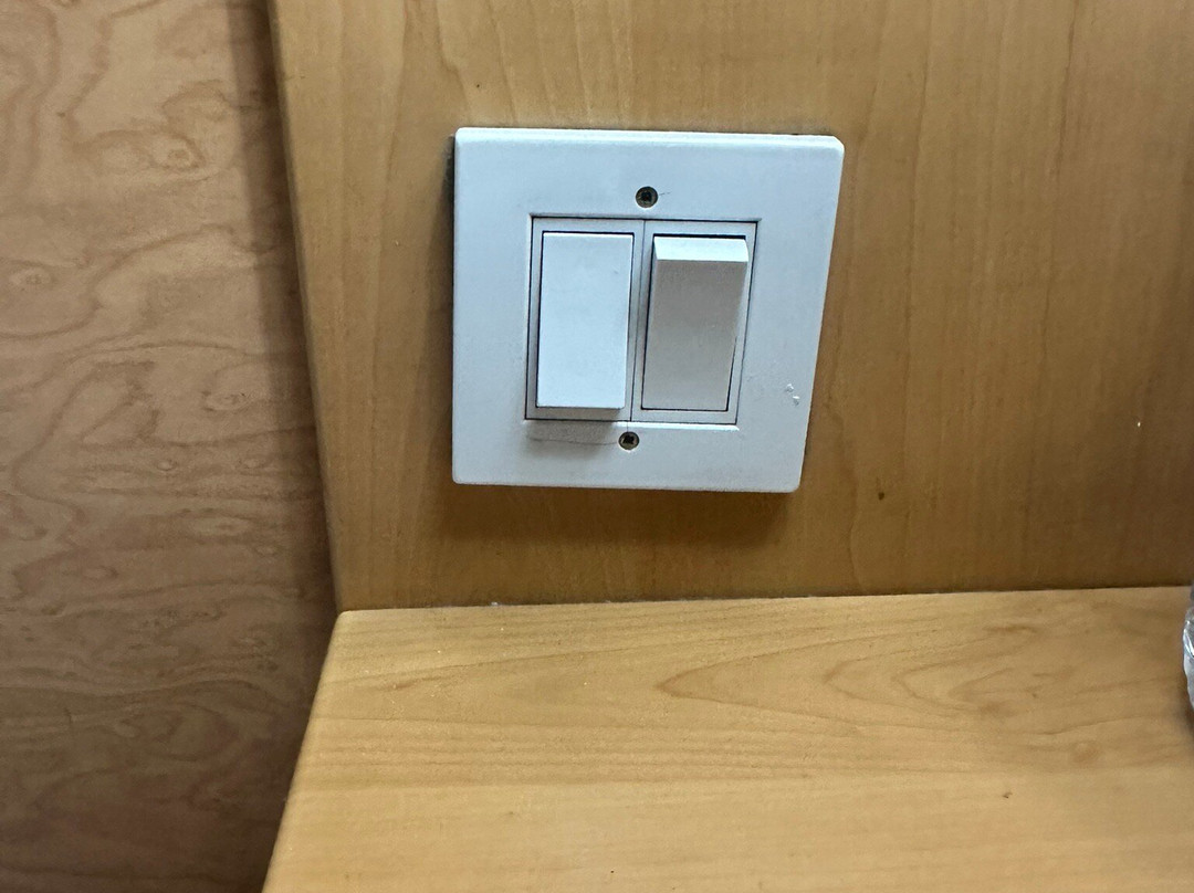 利兹韦克菲尔德华美达酒店主图