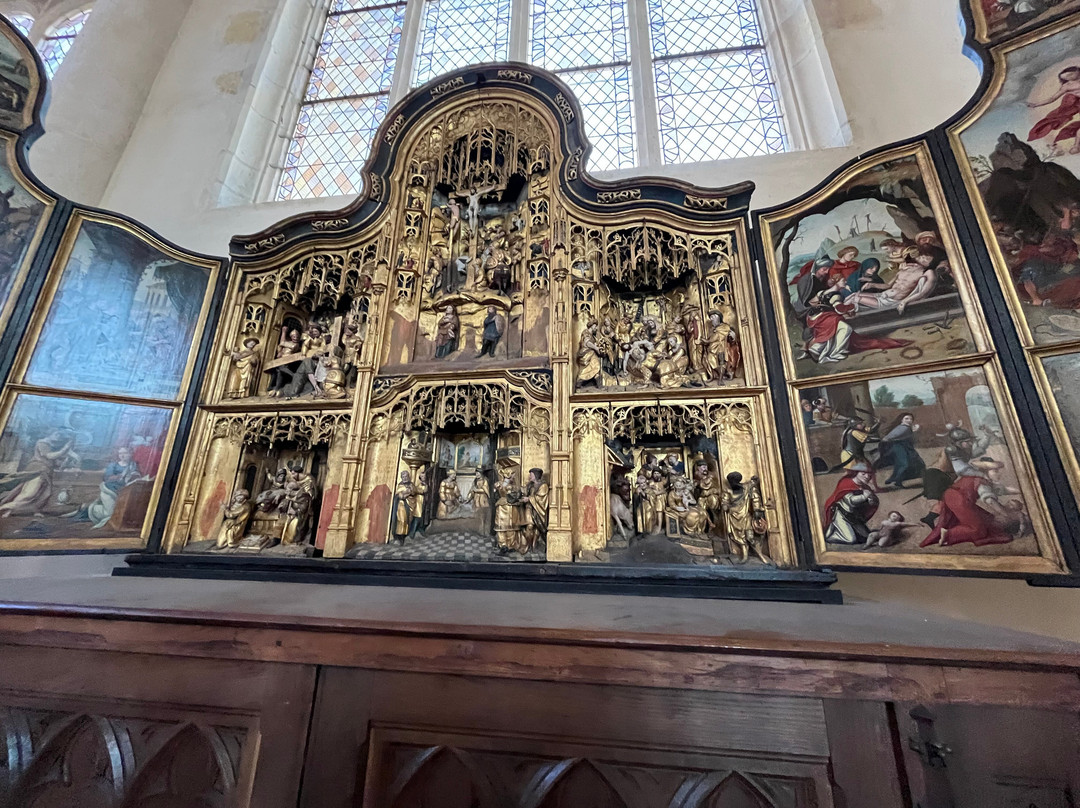 Eglise Saint Laurent-蓬塔穆松必去景点