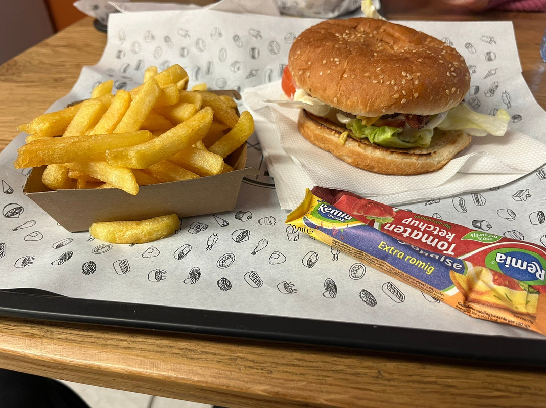 NYC Pizza Pasta Burgers Snacks