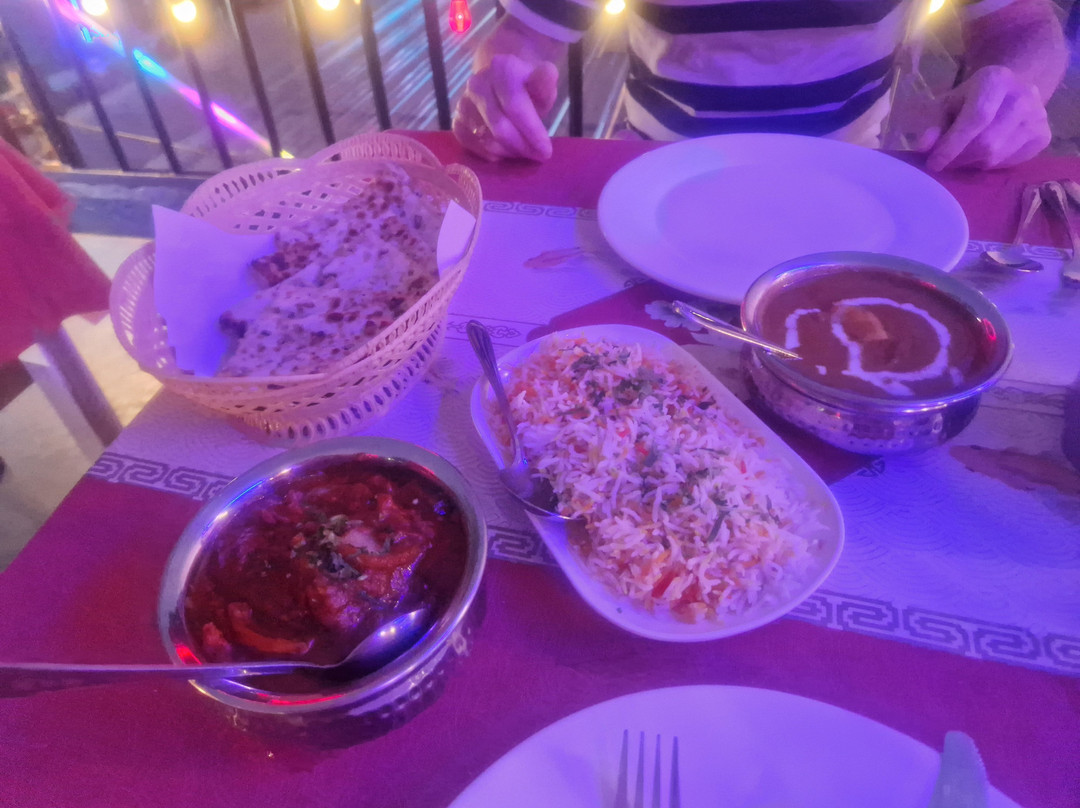 Spice House Indian Restaurant & Bar