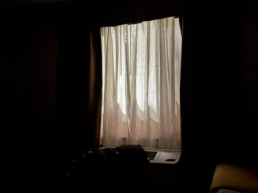 爱迪生拉里坦中心希尔顿花园酒店主图