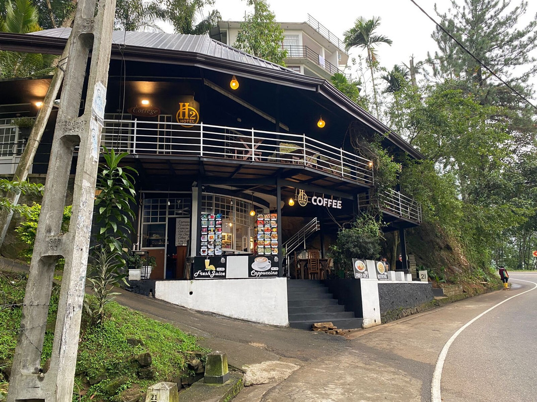 H2O Restaurant & Coffee Shop