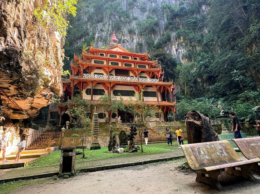 Sam Poh Tong Temple-怡保必去景点