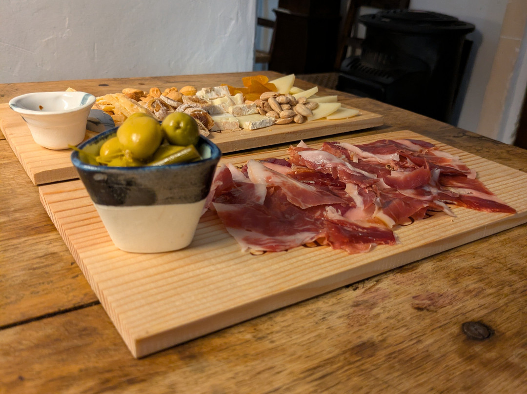 Bodega Ribas-Consell必去景点