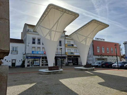 Praça da República-Caldas da Rainha必去景点