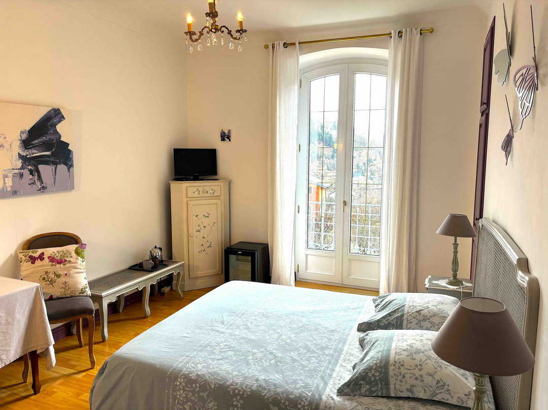 La Pierre Bleue主图