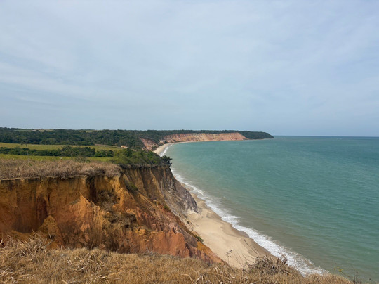 Carro Quebrado Beach-Barra de Santo Antonio必去景点