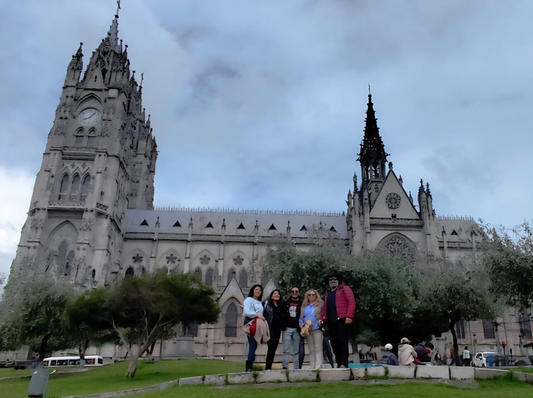 Quito Free Walking Tour-基多必去景点