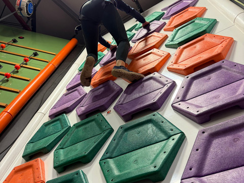 Clip 'n Climb Cambridge-剑桥必去景点