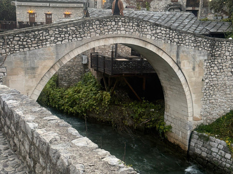 Crooked Bridge (Kriva Cuprija)-莫斯塔尔必去景点