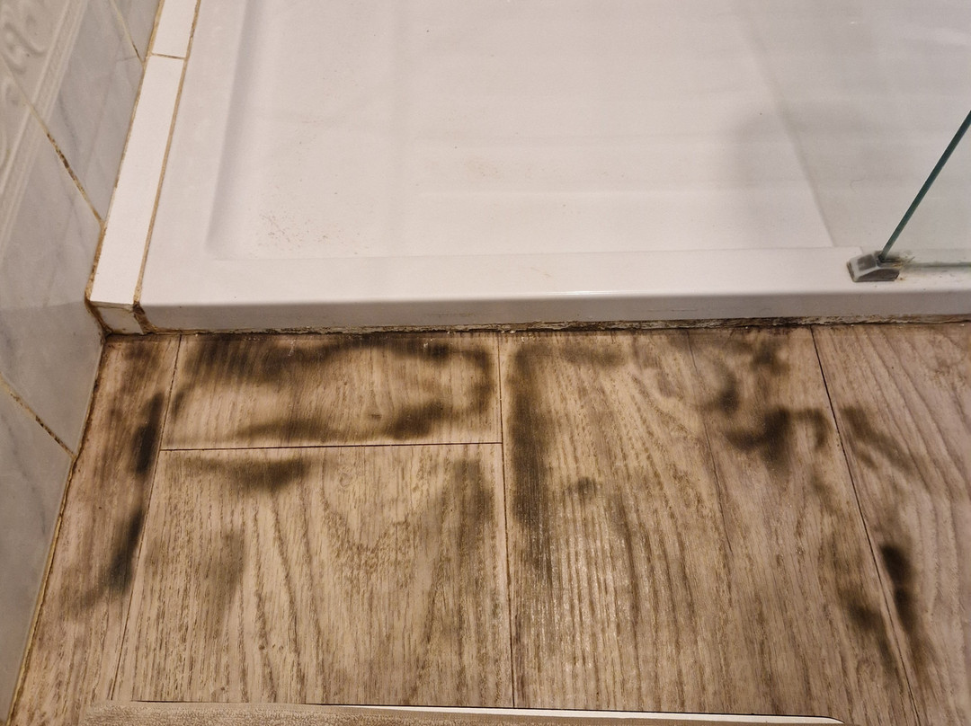 莫黛拉村度假酒店主图