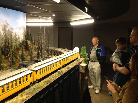 The Suncoast Center for Fine Scale Modeling-Odessa必去景点