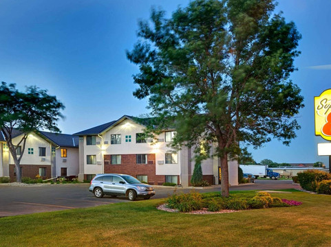 阿伯丁东速8酒店主图