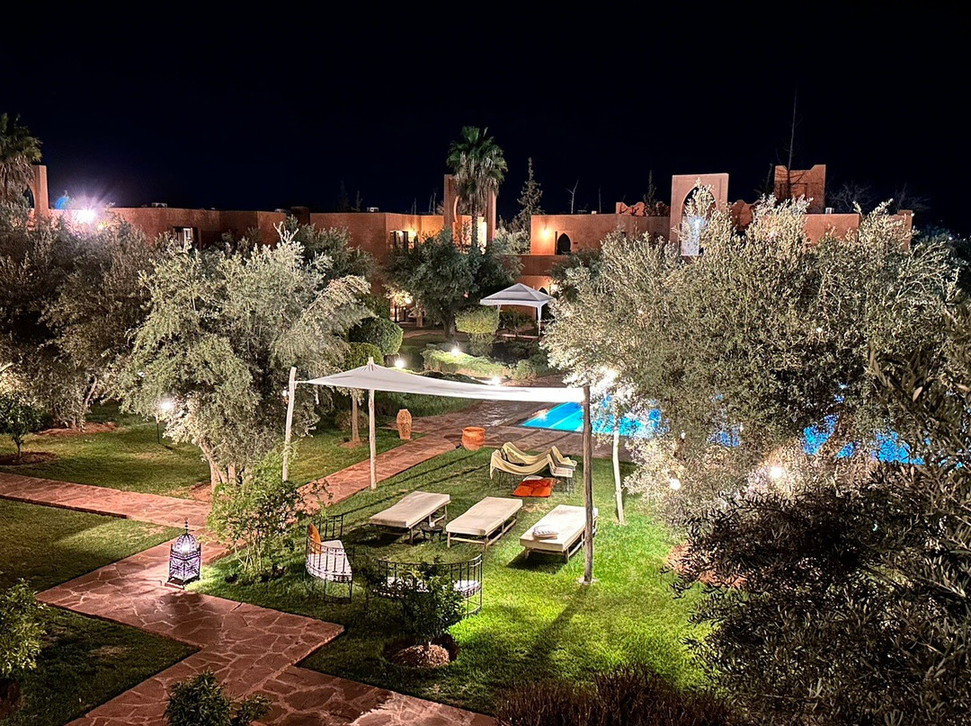 兹瑞阿布花园酒店主图